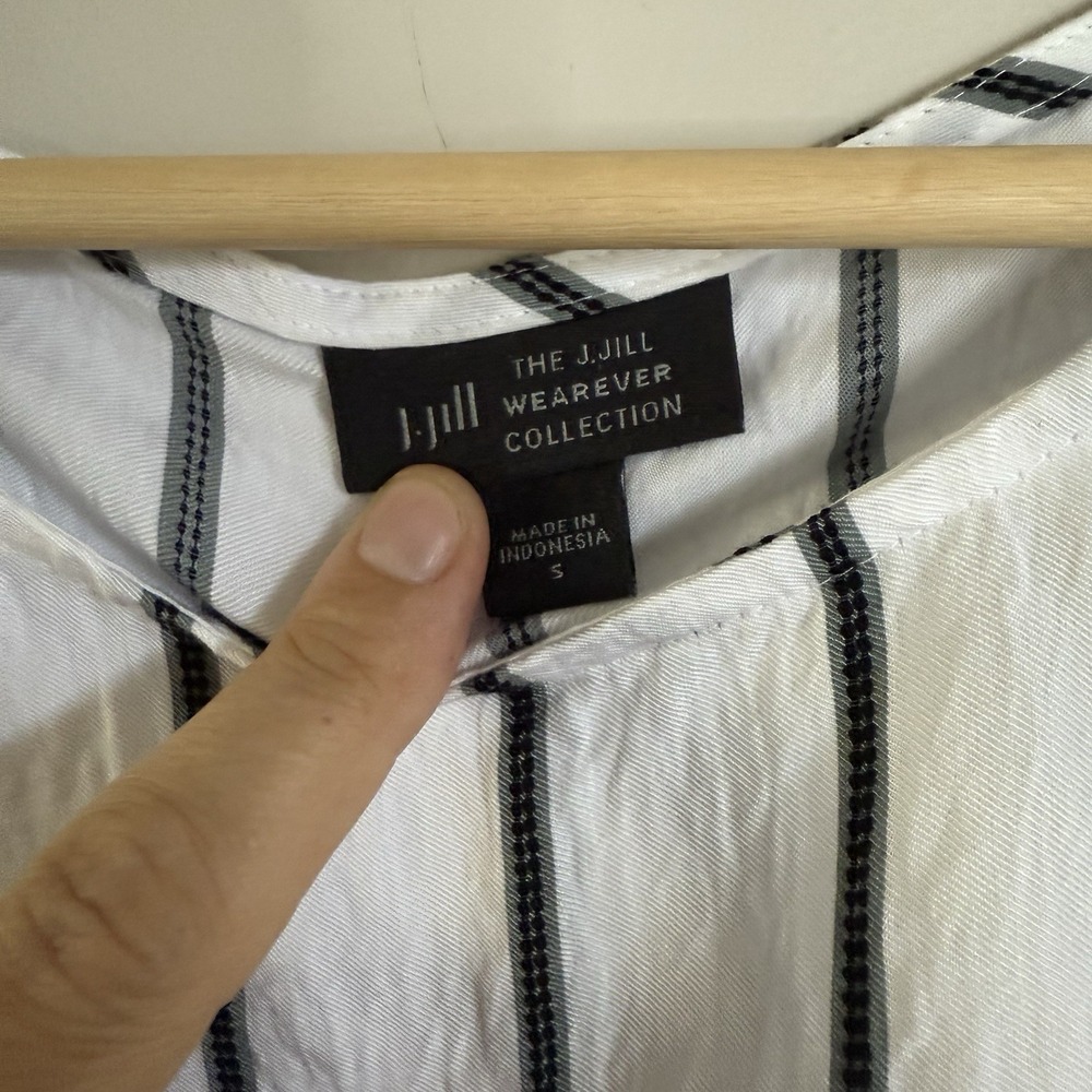 J.Jill Wearable White/Black Stripped Oversized Pullover Shirt Oversized Sz Small - Picture 4 of 9
